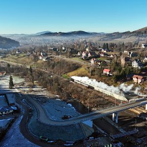 Uroczysty przejazd pociągiem retro do Rabki Zaryte, widok z lotu ptaka, fot. Piotr Hamarnik 