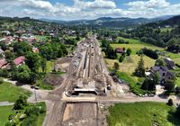 Widok_z_lotu_ptaka_na_modernizowana_stacje_Rabka_Zaryte__fot._Krzystzof_Dzidek__2_.JPG