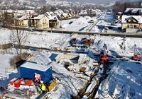 Widok_z_lotu_ptaka_na_budowe_mostu_nad__potokiem_Slonka_w_Rabce-Zdroju__fot._Piotr_Hamarnik__1_.JPG
