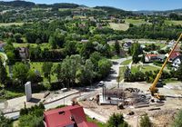 Budowa_wiaduktu_kolejowego_nad_ul._Matki_Boskiej_Bolesnej_w_Limanowej__widok_z_lotu_ptaka__fot._Piotr_Hamarnik__2_.JPG