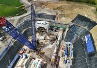 Plac_budowy_na_granicy_Meciny_i_Pisarzowej__w_miejscu_drazenia_tuneli__widok_z_lotu_ptaka__fot._Piotr_Hamarnik__3_.JPG