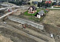 Zabezpieczenie_skarp_sasiadujacych_z_lina_kolejowa_na_odcinku_Rabka-Zdroj_-_Rabka_Zaryte__widok_z_lotu_ptaka__fot._Krzysztof_Dzidek__3_.JPG